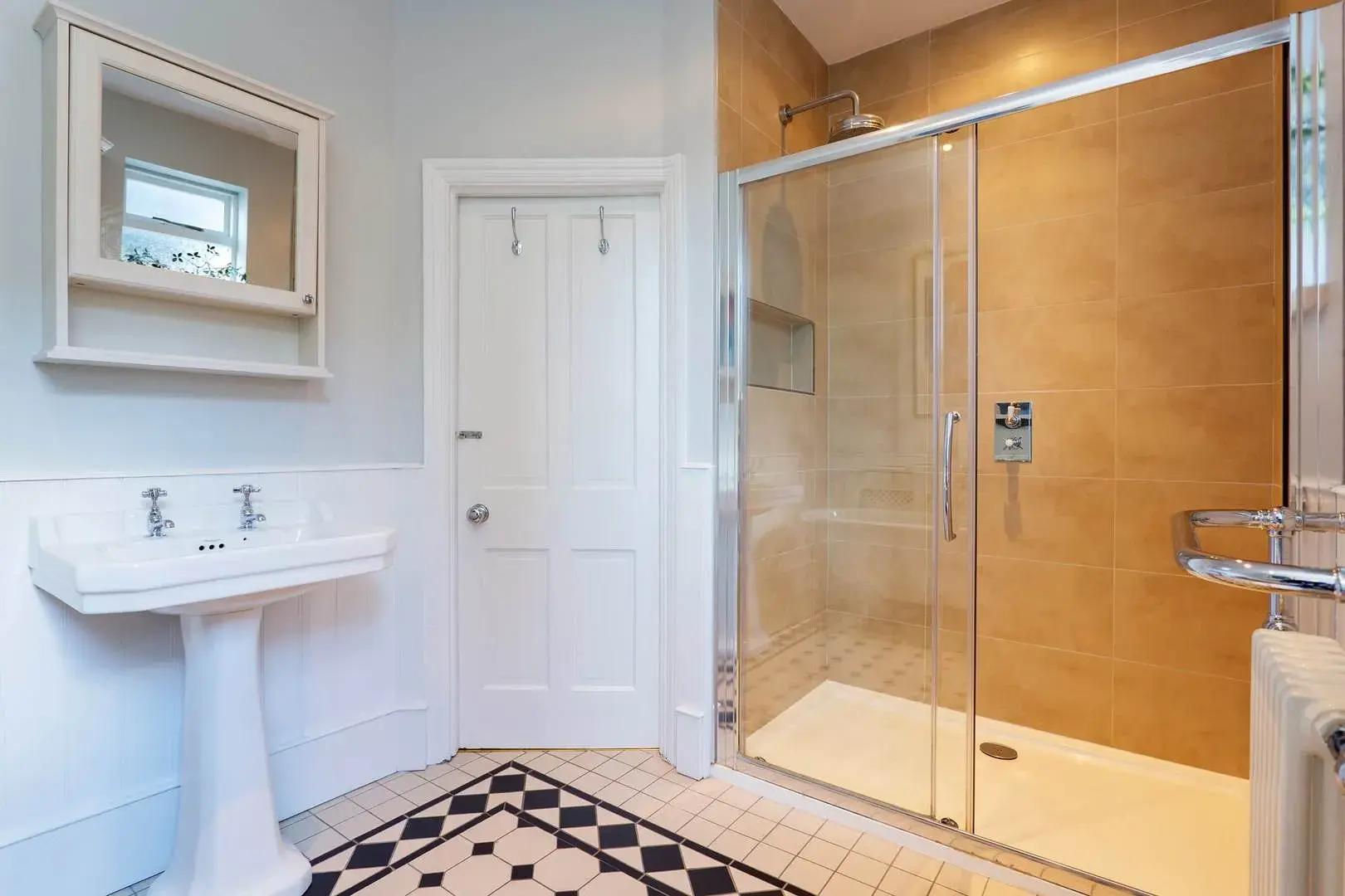 Rudloe Road, holiday home in Clapham, London