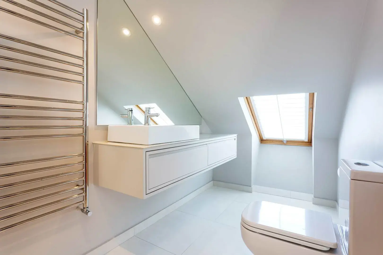 Rowfant Road, holiday home in London