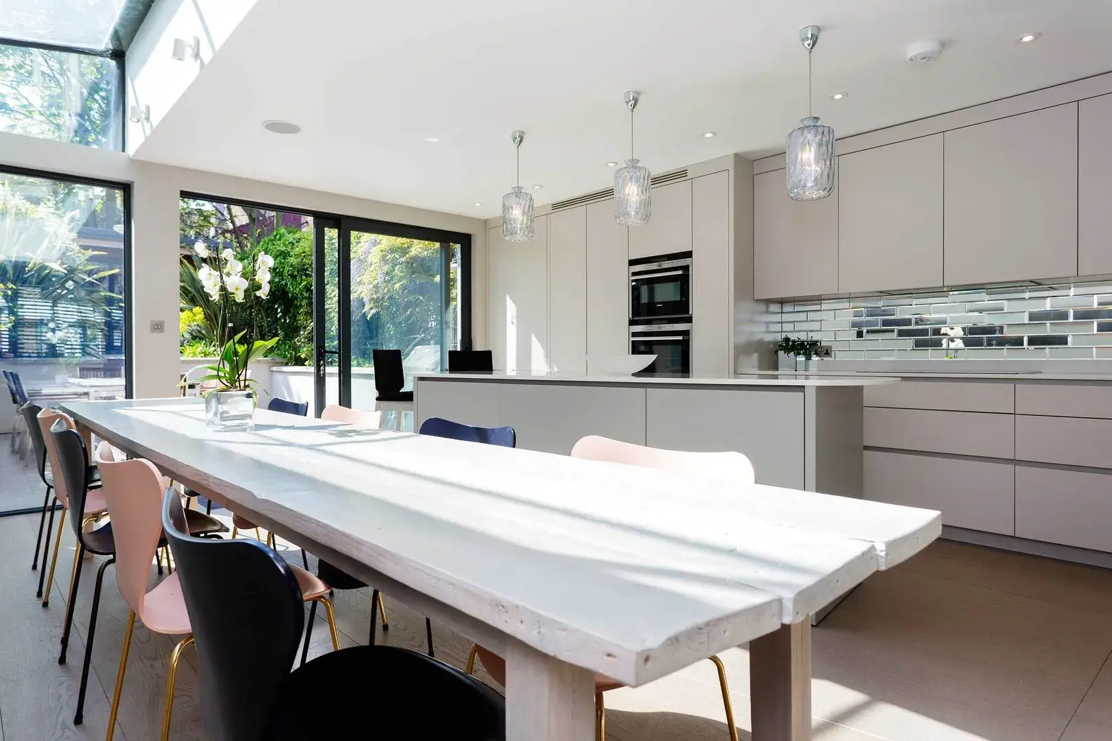 Rowfant Road, holiday home in London