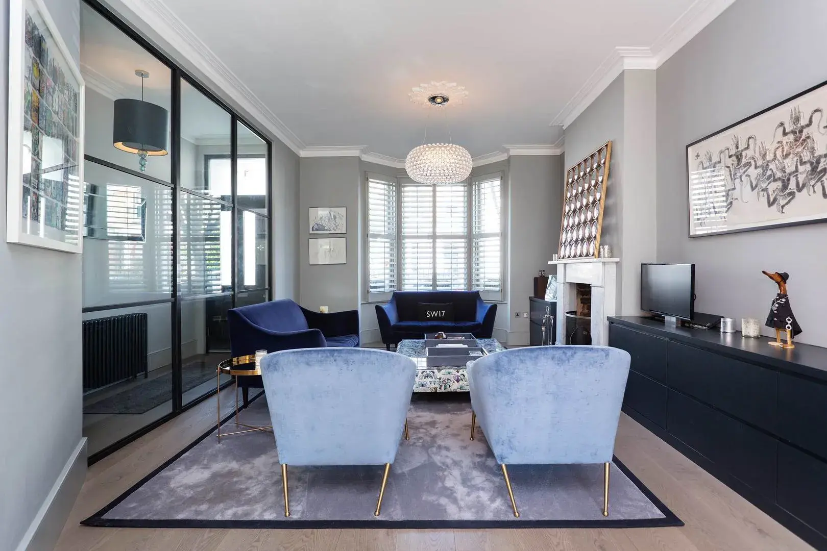 Rowfant Road, holiday home in London