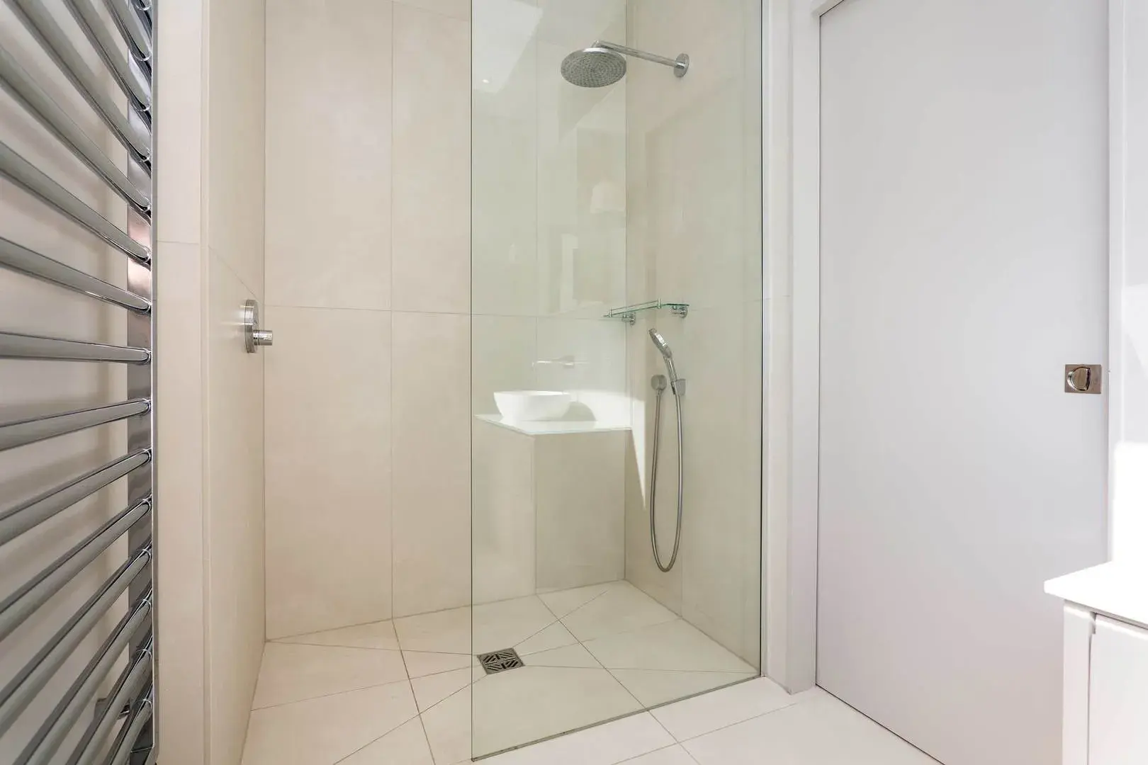 Rowfant Road, holiday home in London