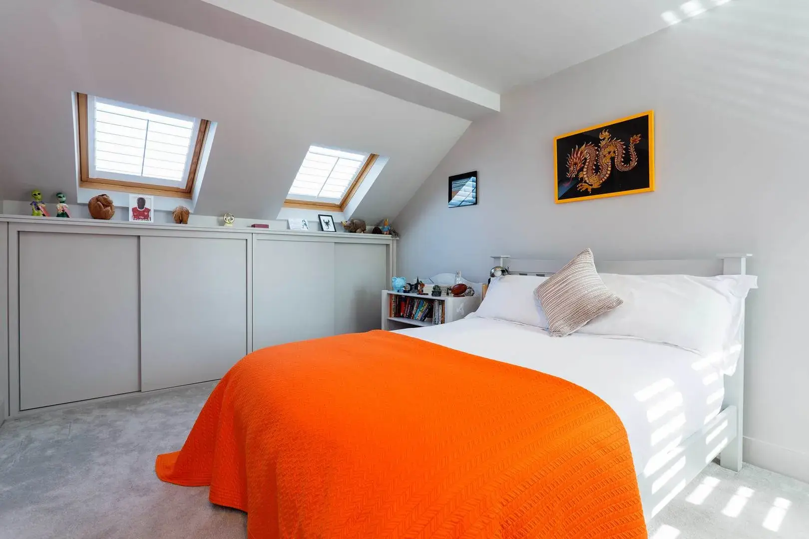 Rowfant Road, holiday home in London