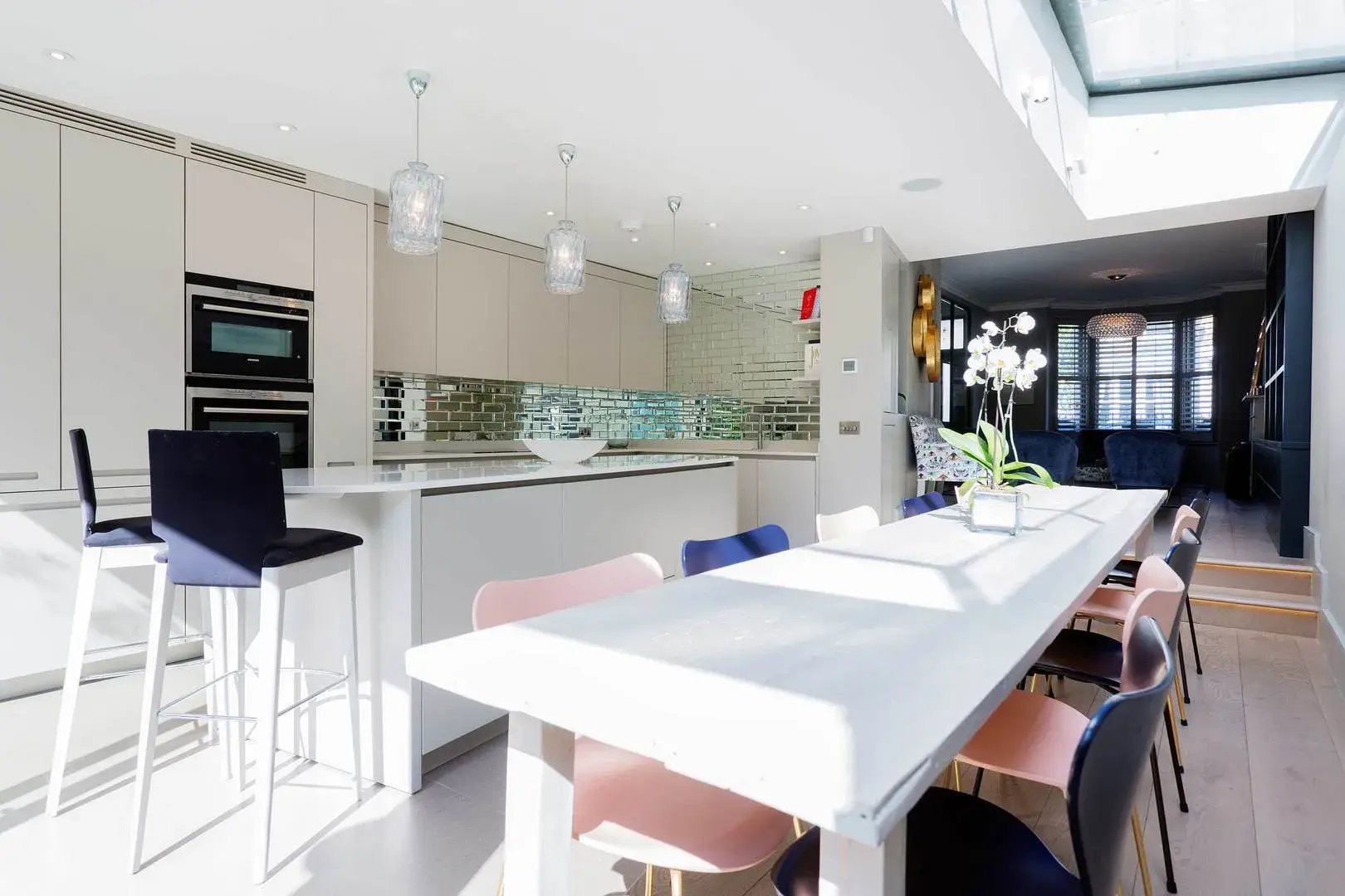 Rowfant Road, holiday home in London