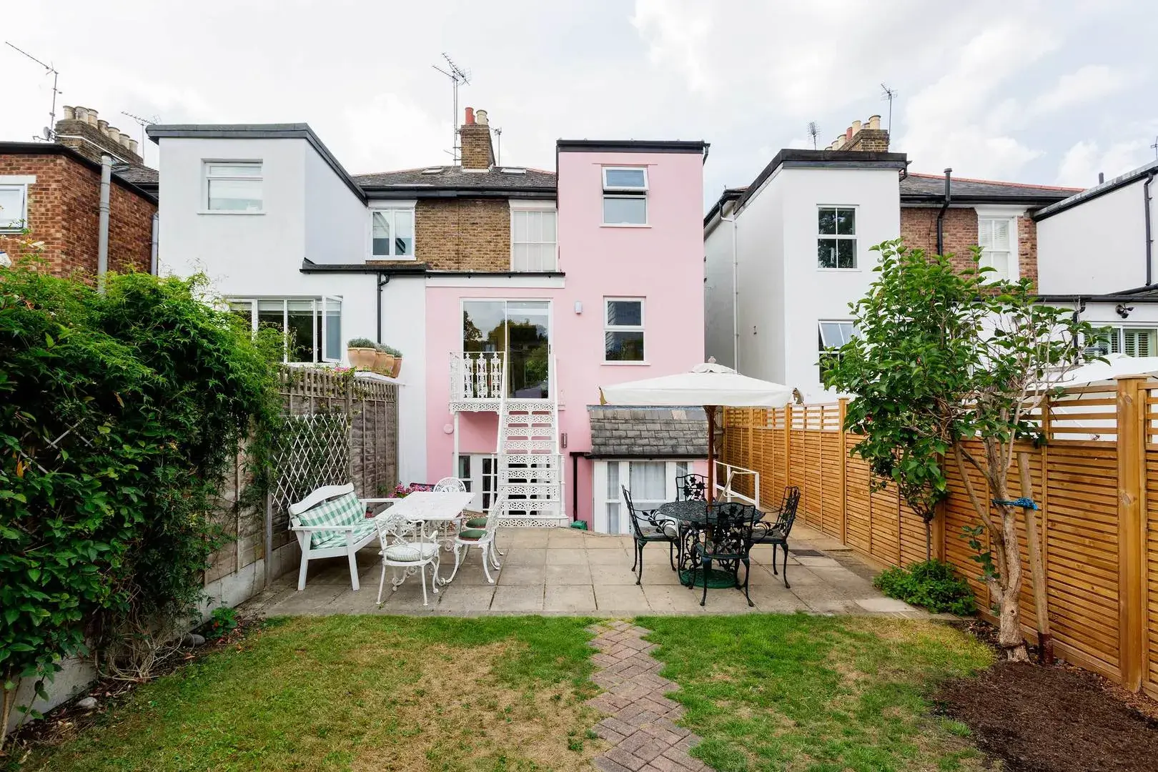 Cambridge Road North, holiday home in Chiswick, London