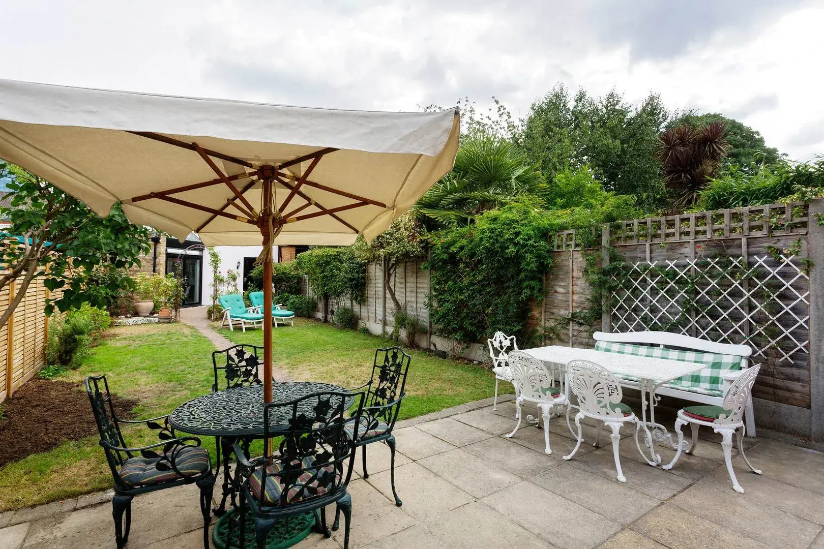 Cambridge Road North, holiday home in Chiswick, London