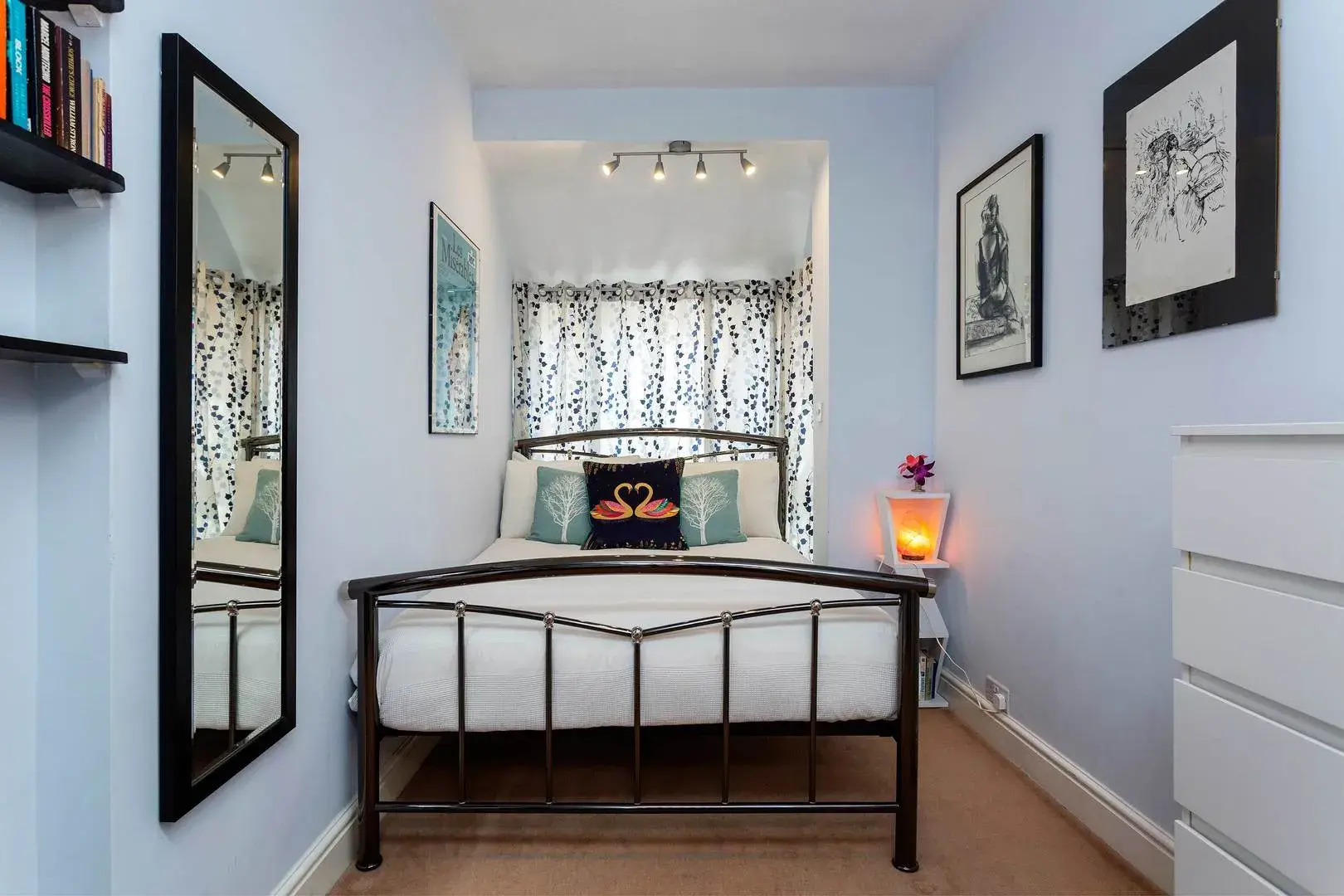 Cambridge Road North, holiday home in Chiswick, London