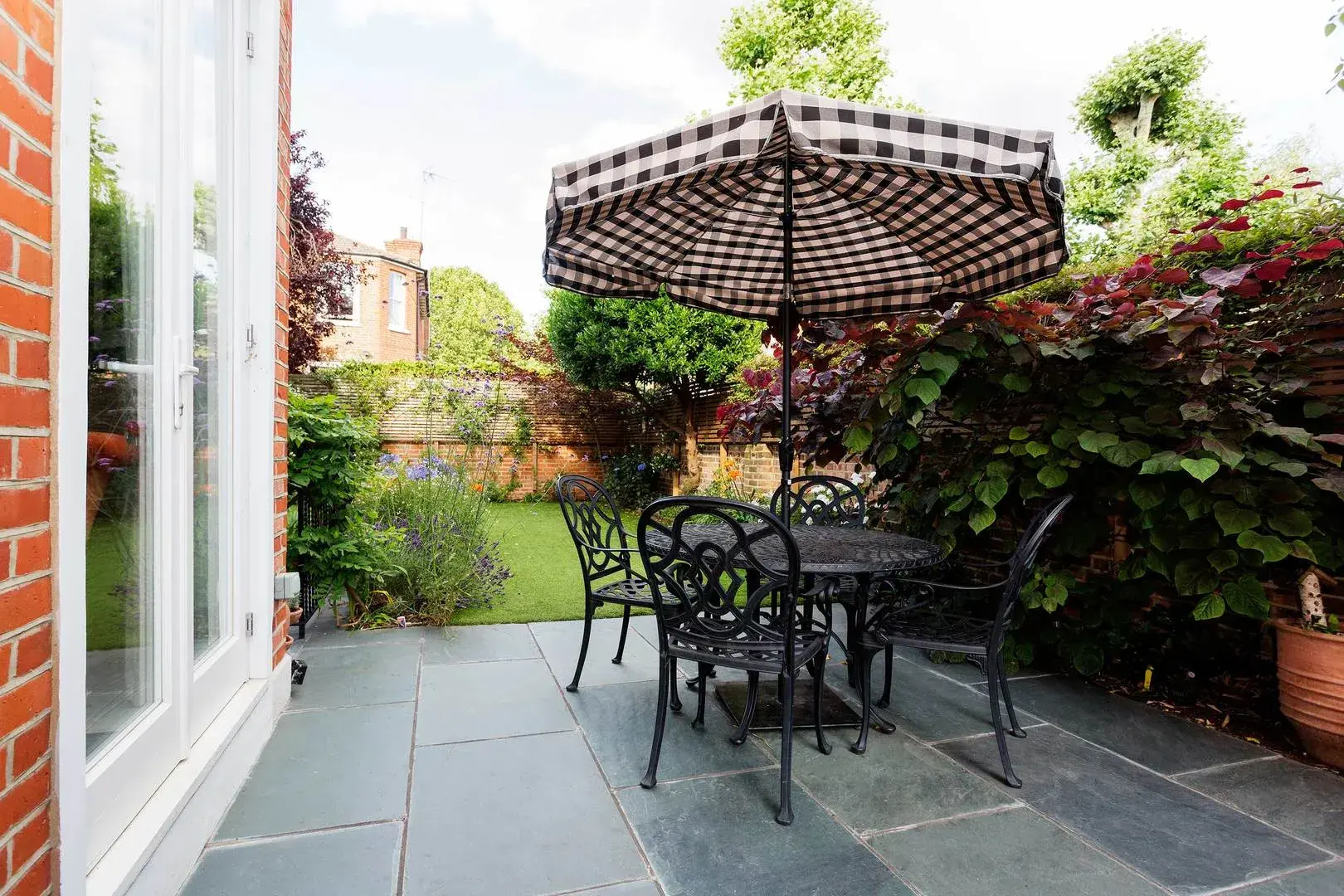 Oxford Gardens, holiday home in Notting Hill, London