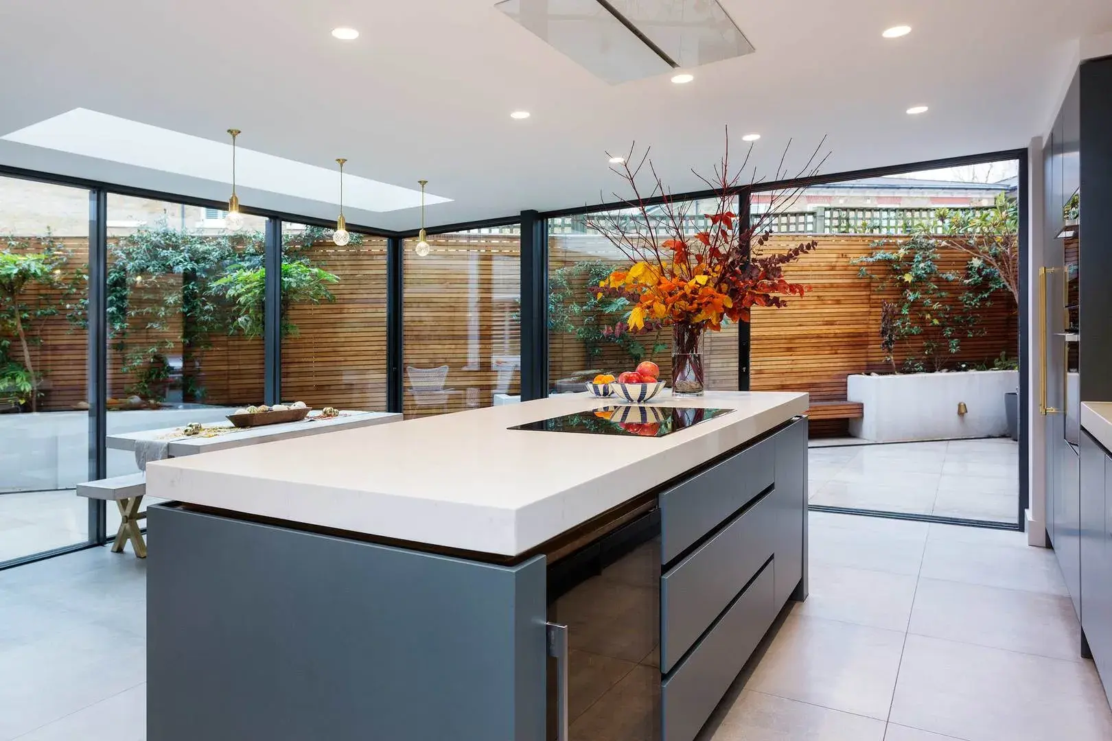 Elms Crescent, holiday home in Clapham, London