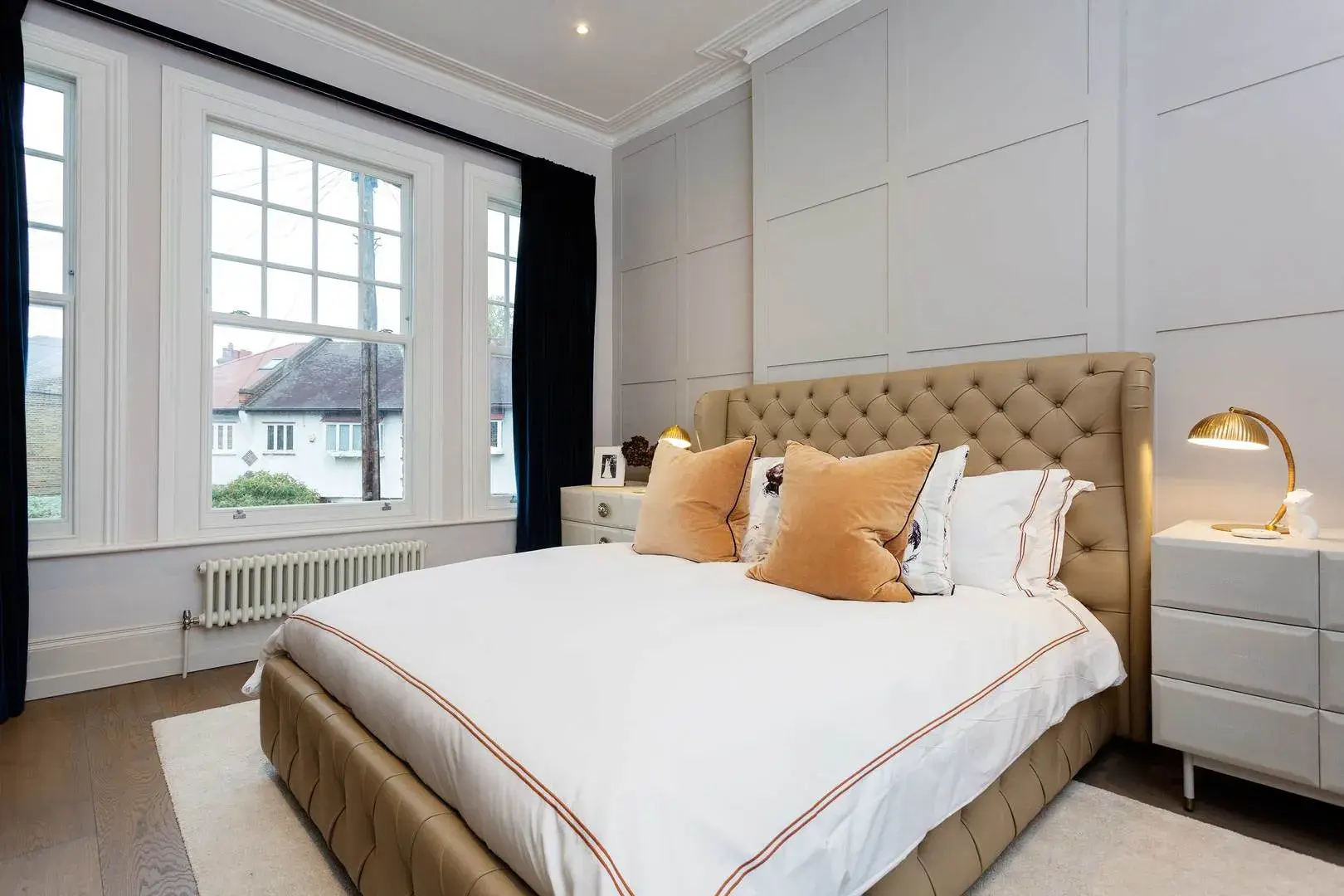 Elms Crescent, holiday home in Clapham, London