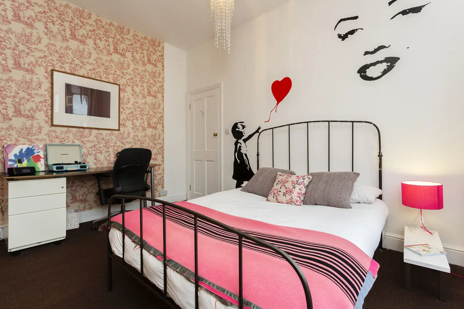 Bouverie Road, holiday home in London