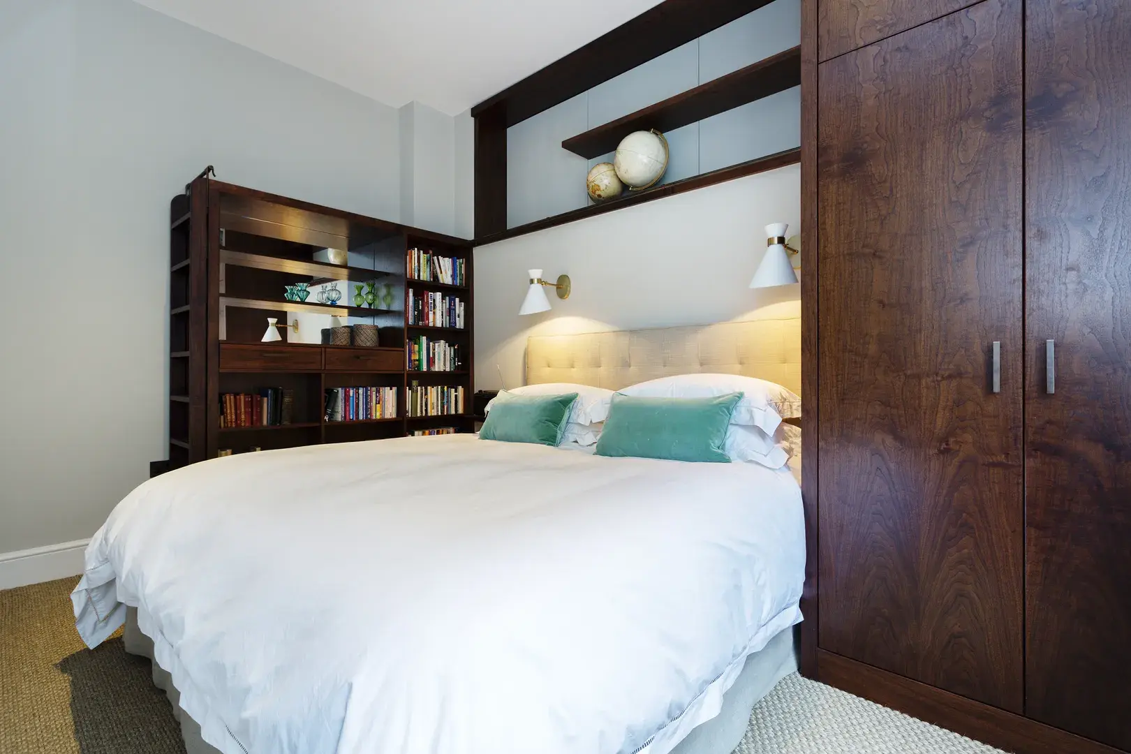 Bassett Road, holiday home in Notting Hill, London