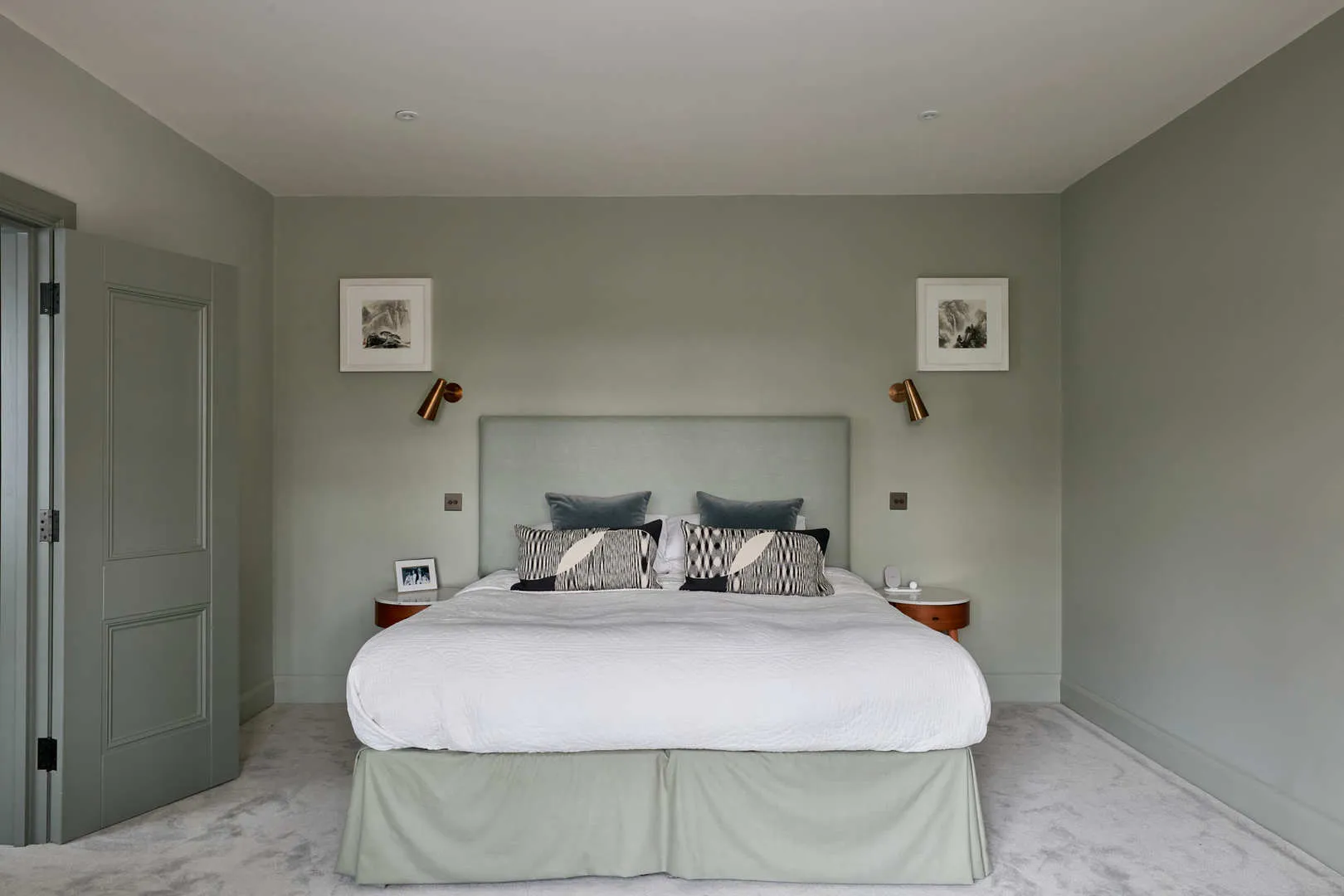 Princes Way, holiday home in Wimbledon, London