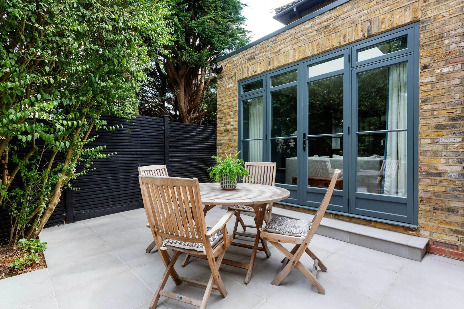 Princes Way, holiday home in Wimbledon, London