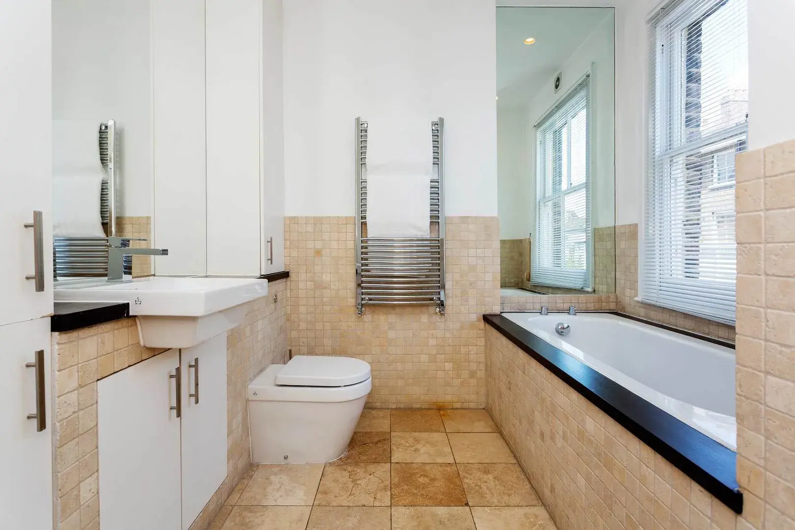 St Phillip Street, holiday home in Battersea, London