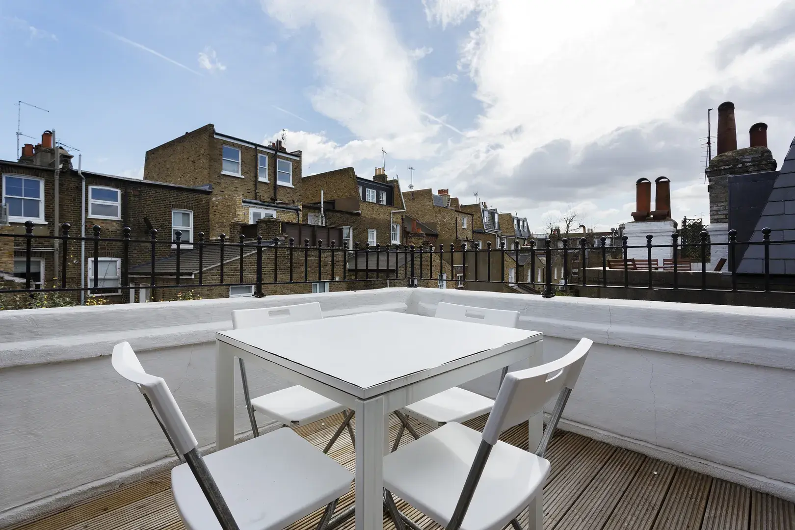 Fulham Palace Road, holiday home in Fulham, London