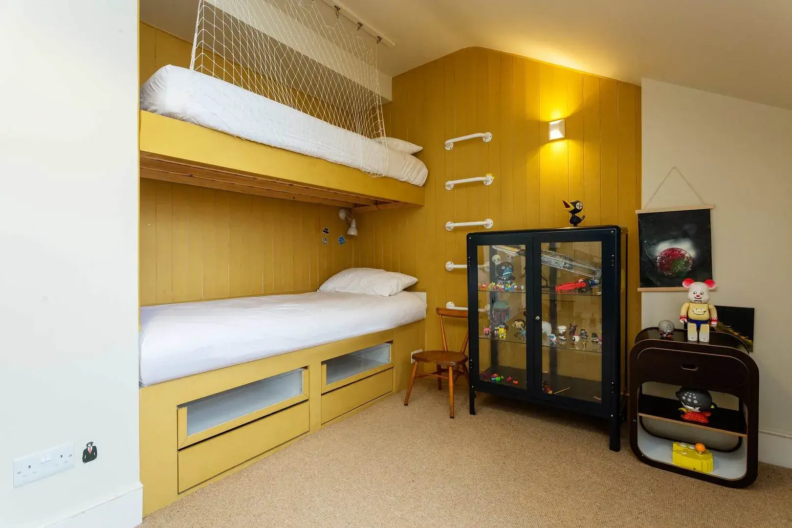 Gatcombe Road, holiday home in London