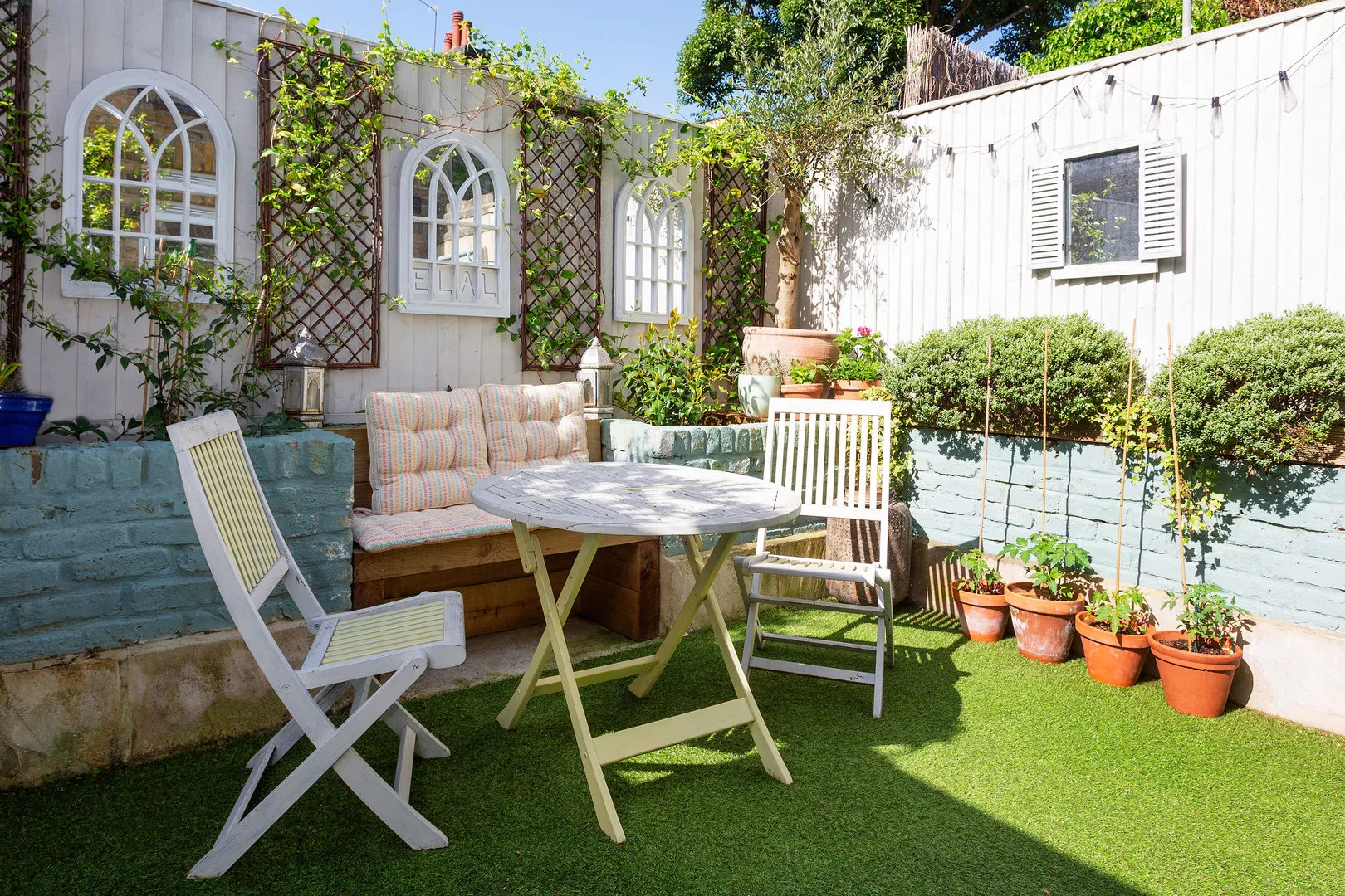 Rowena Crescent, holiday home in Battersea, London