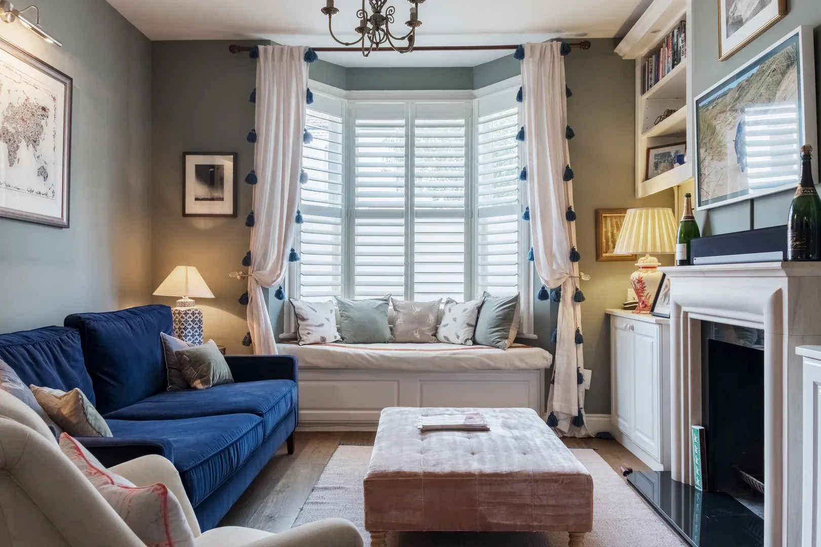 Rowena Crescent, holiday home in Battersea, London