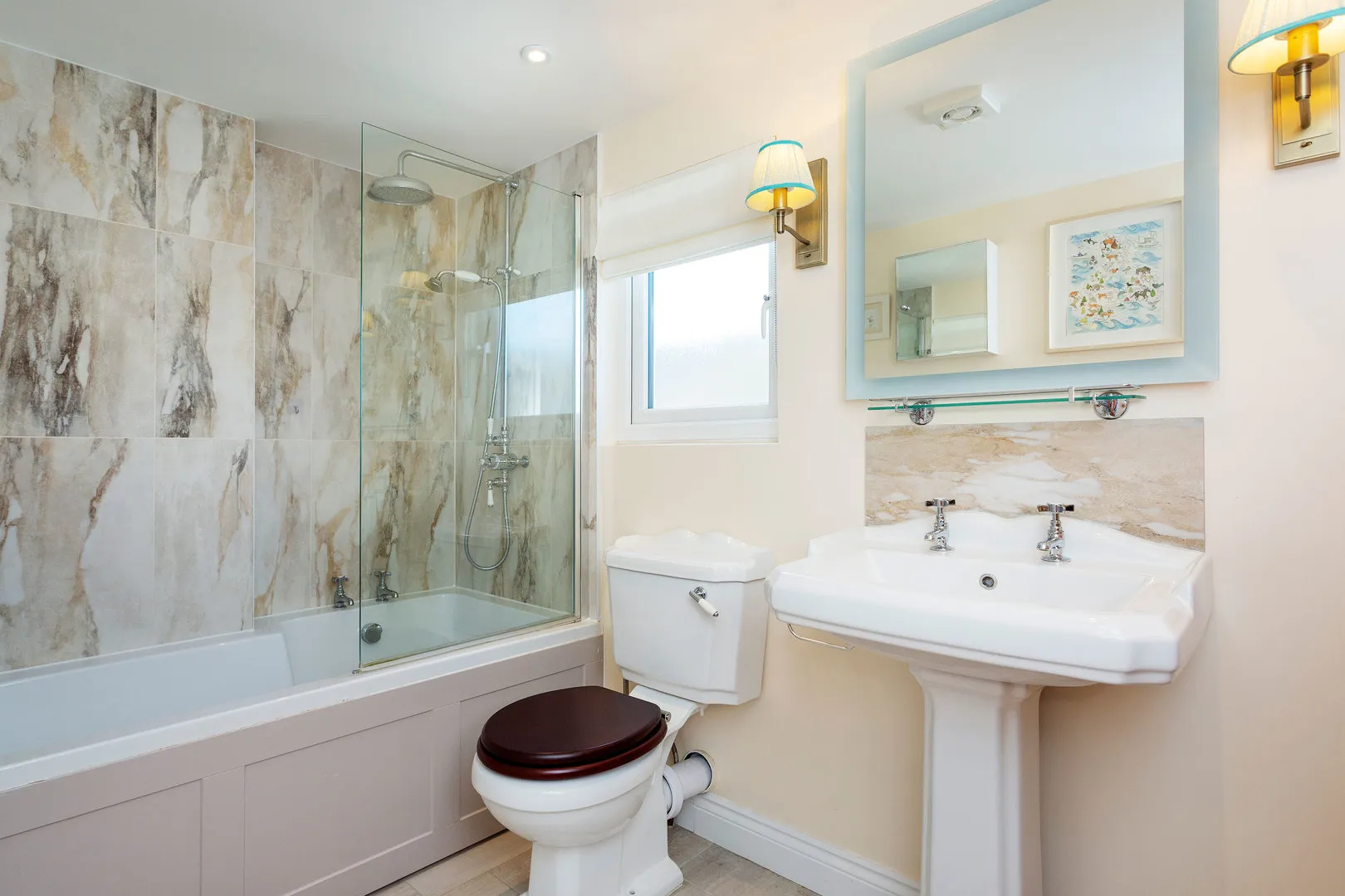 Rowena Crescent, holiday home in Battersea, London