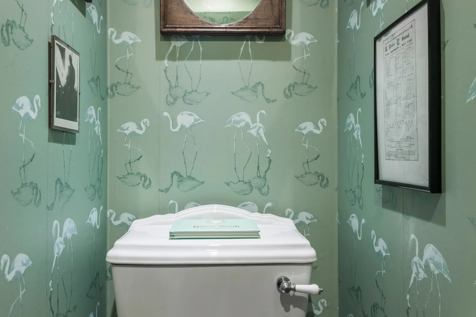 Rowena Crescent, holiday home in Battersea, London