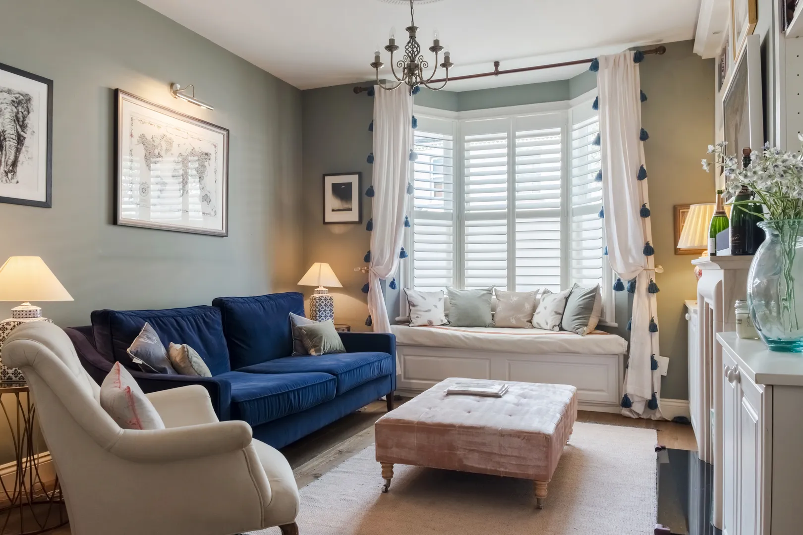 Rowena Crescent, holiday home in Battersea, London