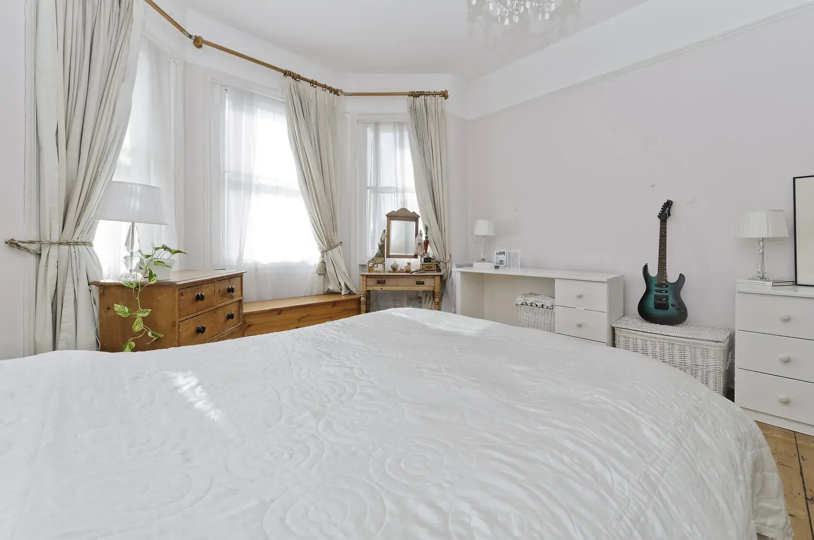 Warwick Road, holiday home in Kensington, London