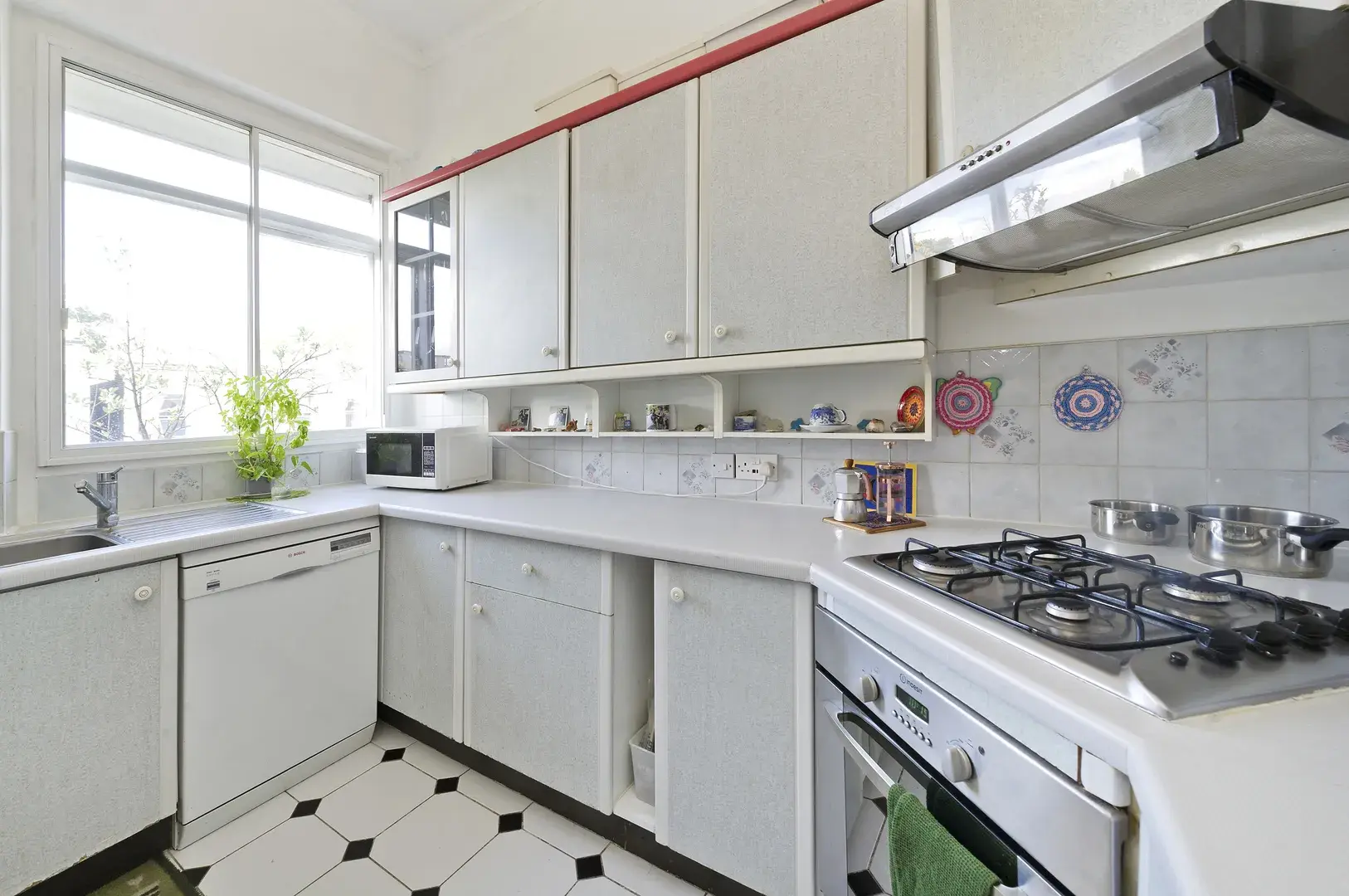 Warwick Road, holiday home in Kensington, London