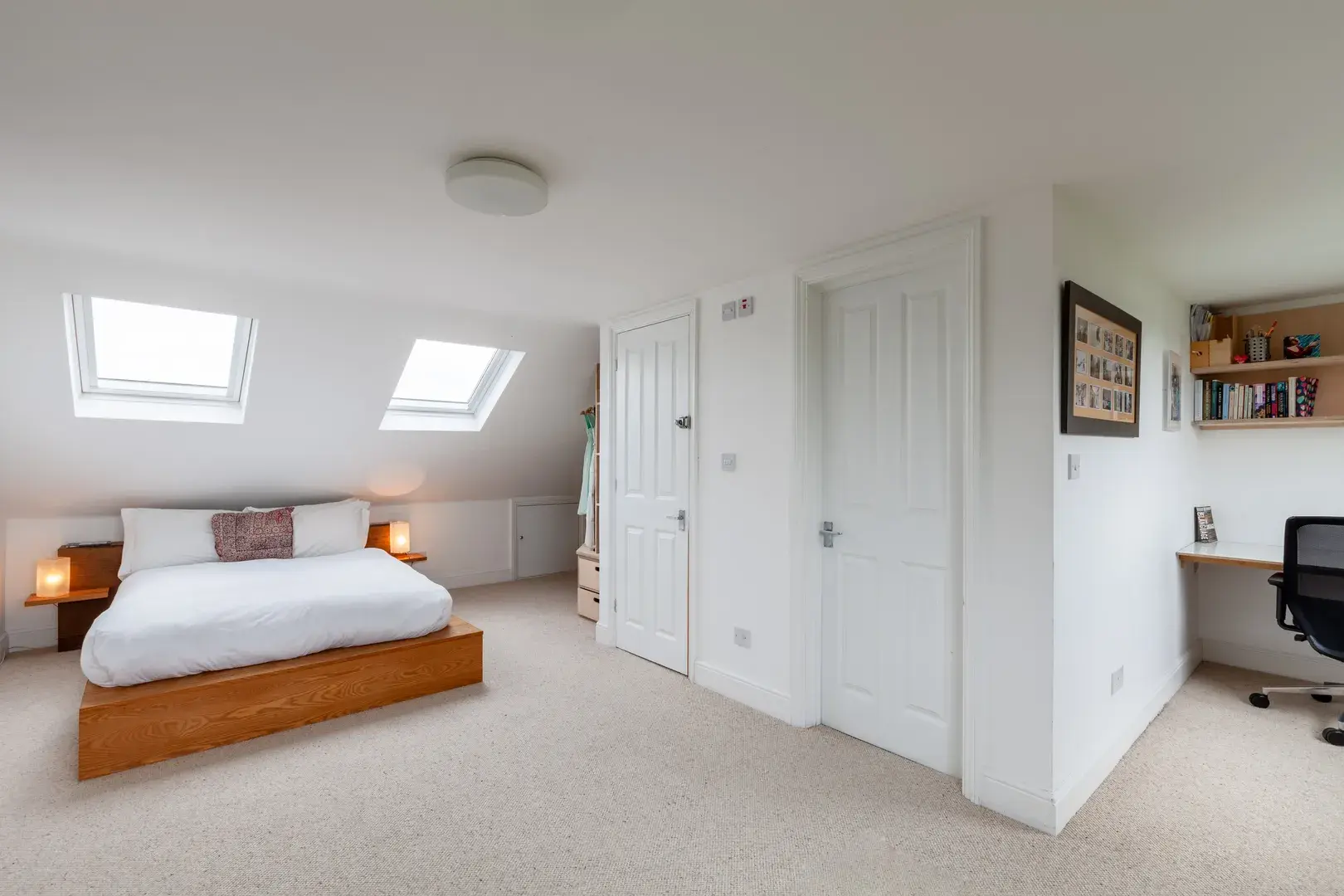 Boundary Road, holiday home in London