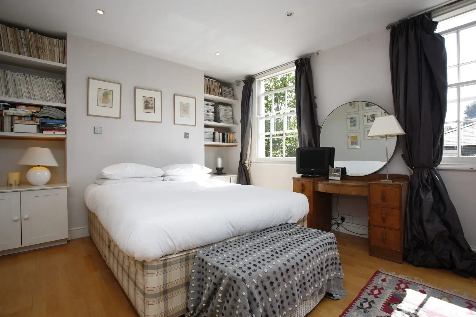 Masbro Road, holiday home in Kensington, London
