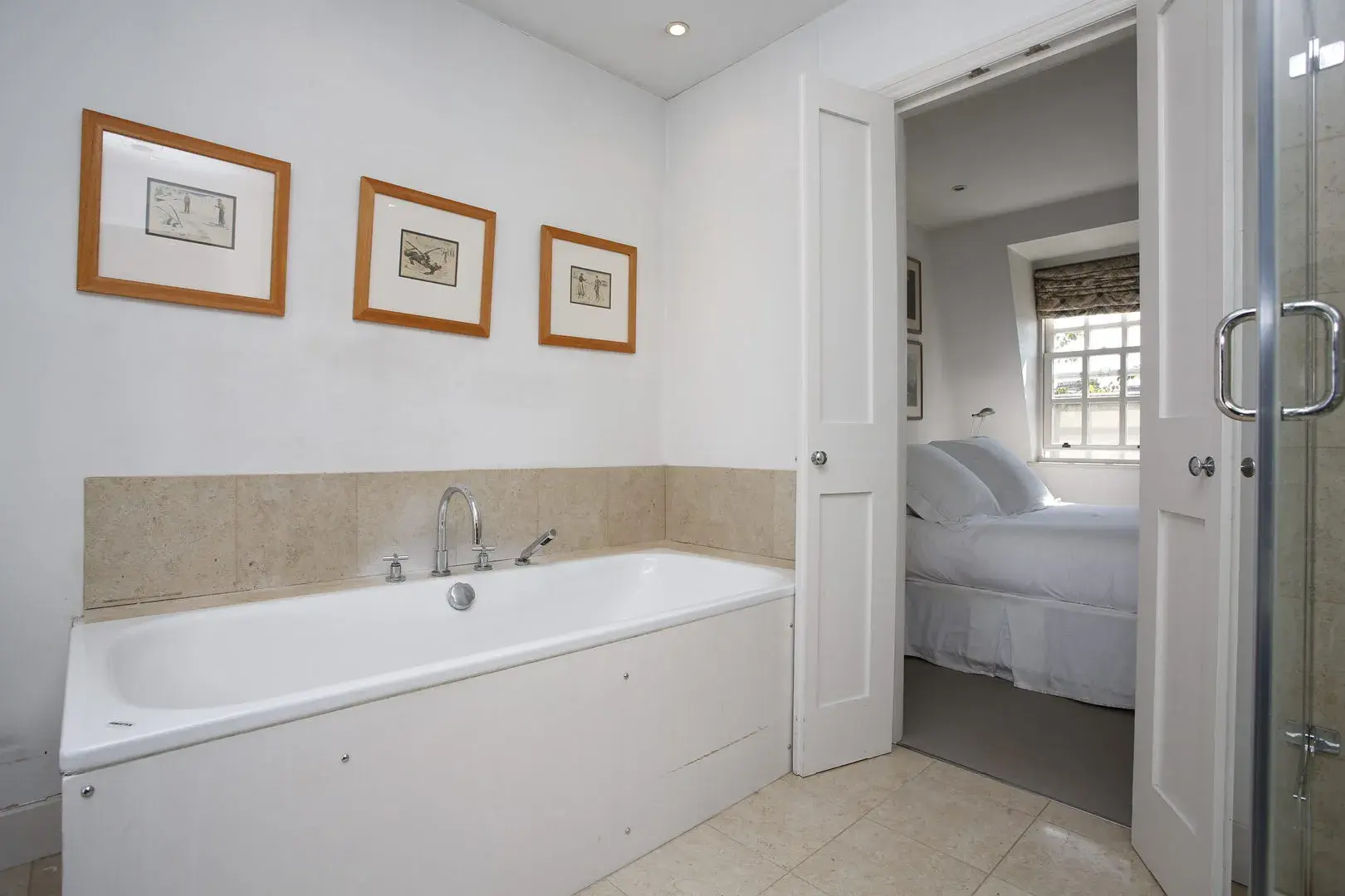 Masbro Road, holiday home in Kensington, London