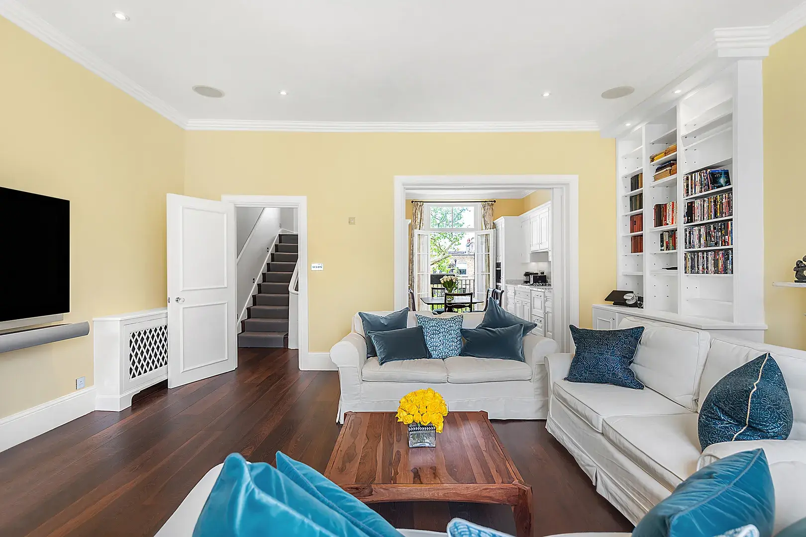 Cathcart Road, holiday home in Chelsea, London