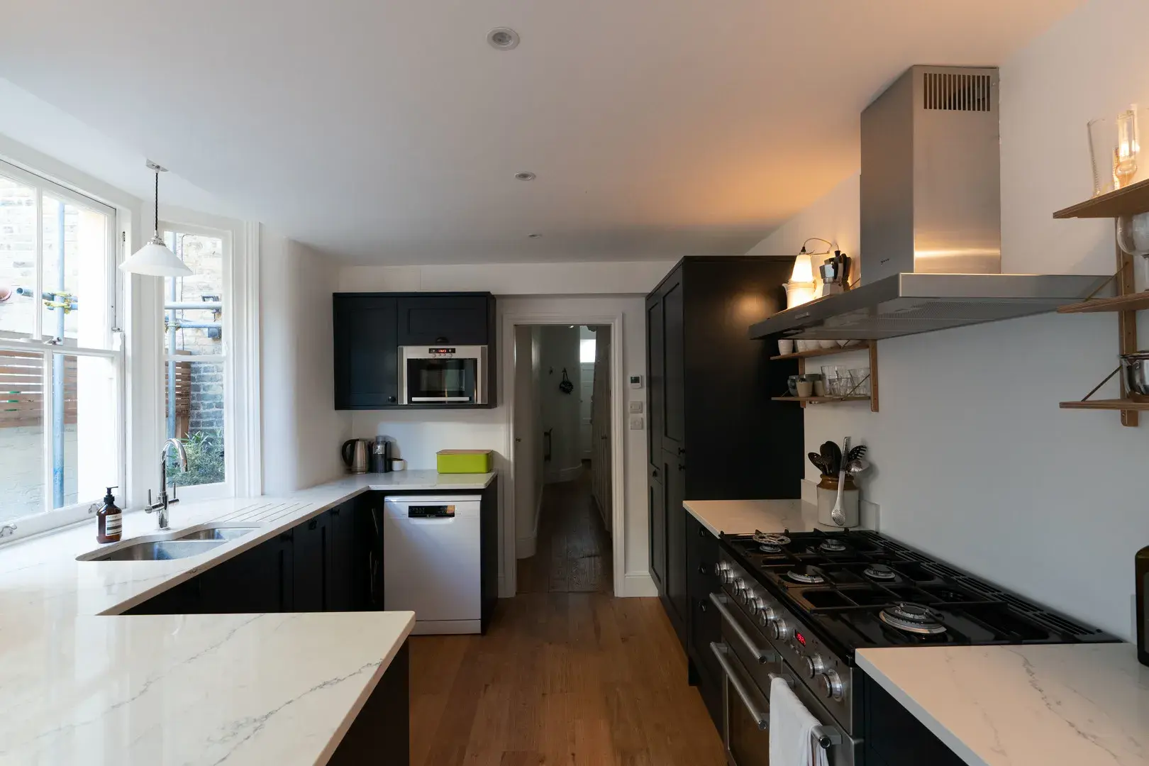 Strahan Road, holiday home in London