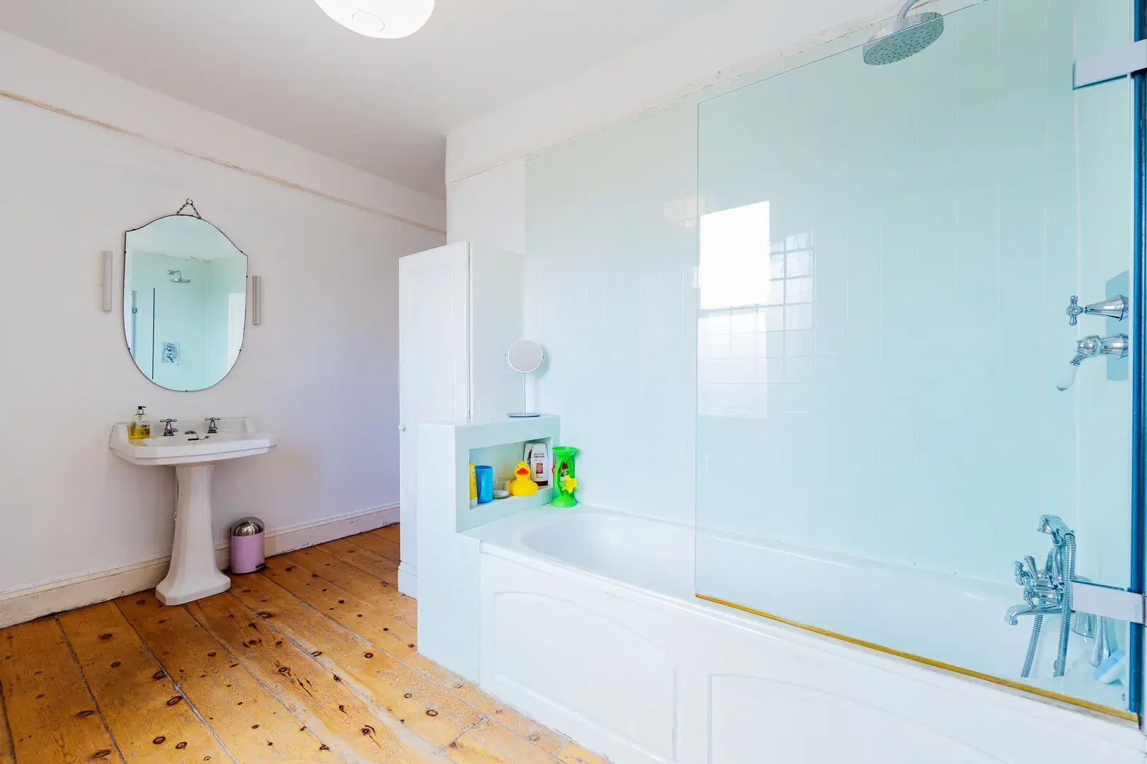 First Avenue, holiday home in London