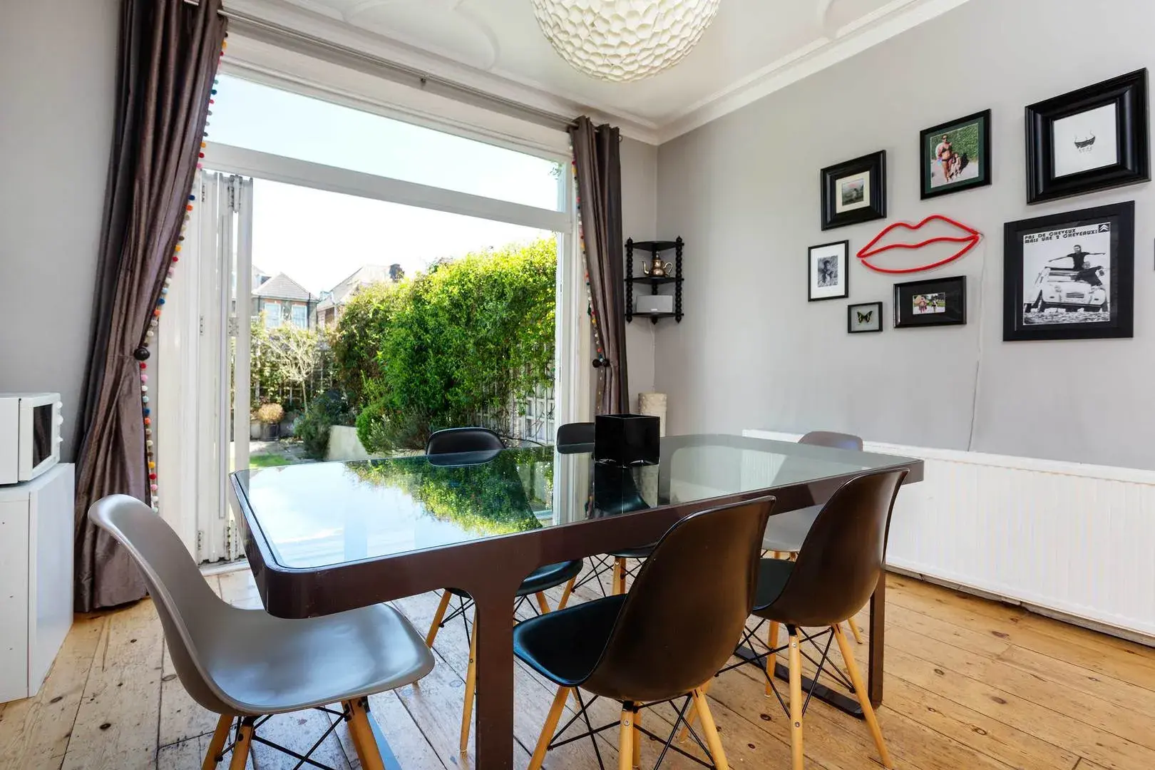 First Avenue, holiday home in London