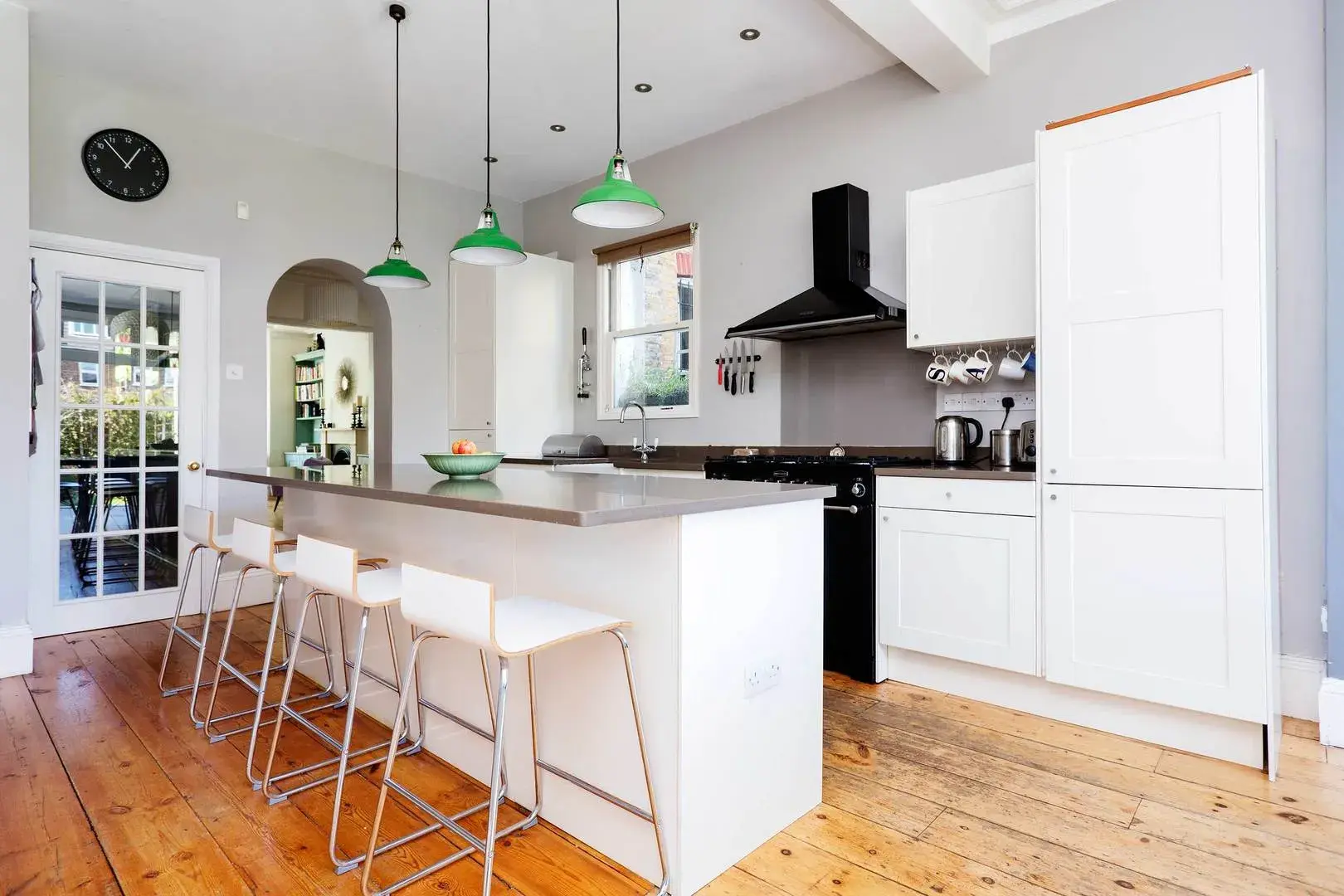 First Avenue, holiday home in London