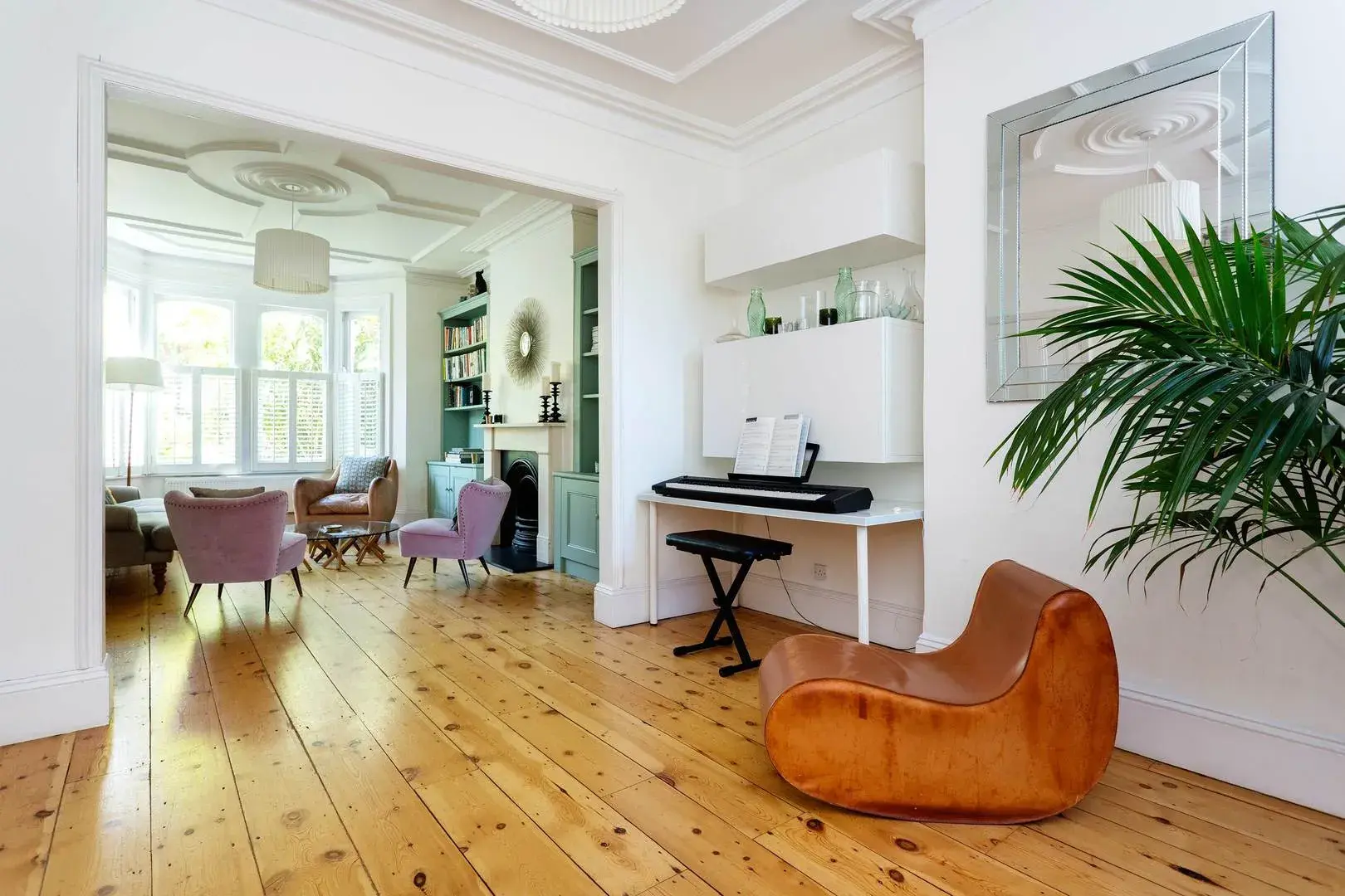 First Avenue, holiday home in London