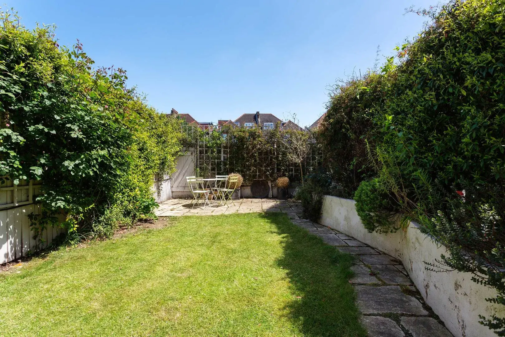 First Avenue, holiday home in London