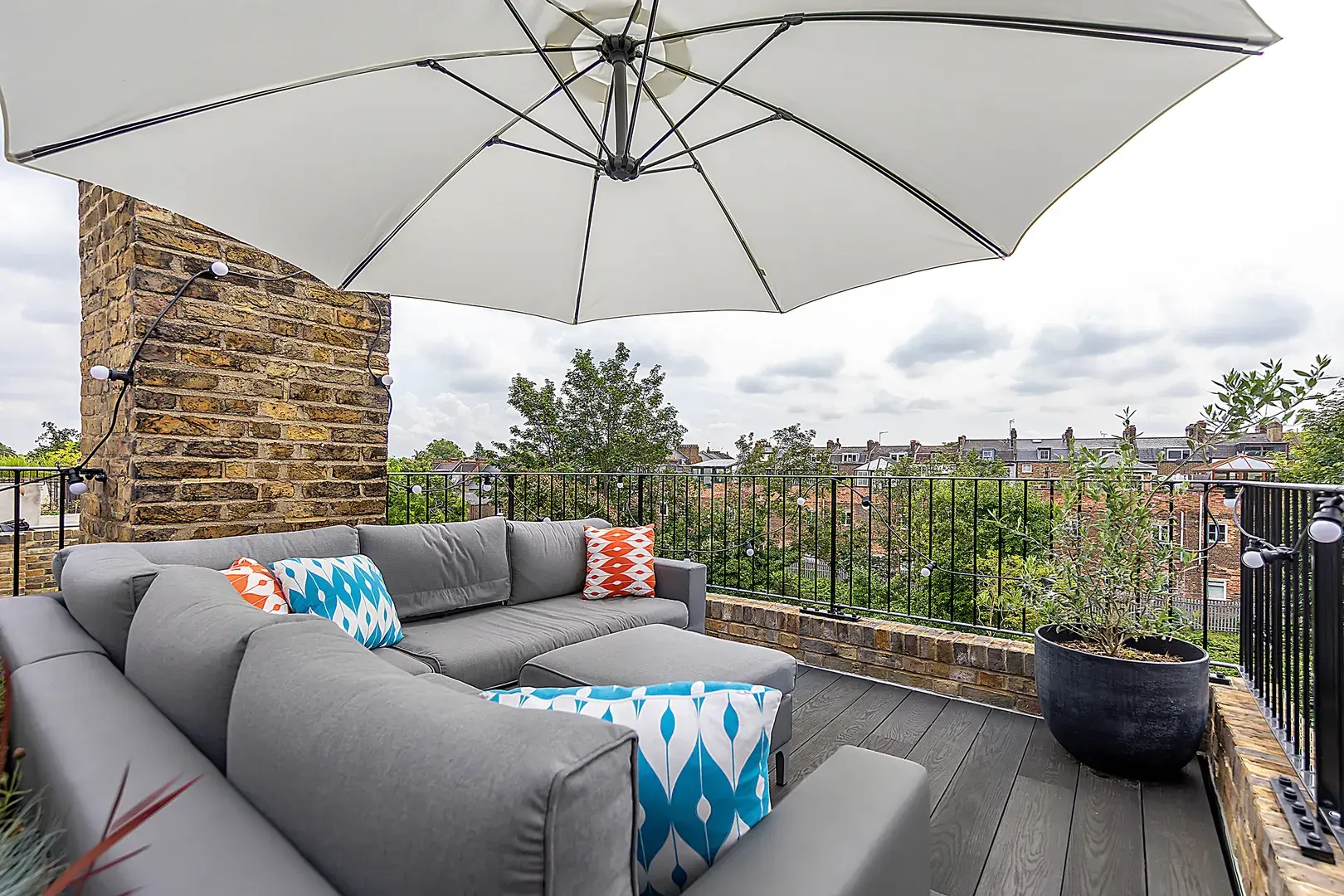 Fairbridge Road, holiday home in London