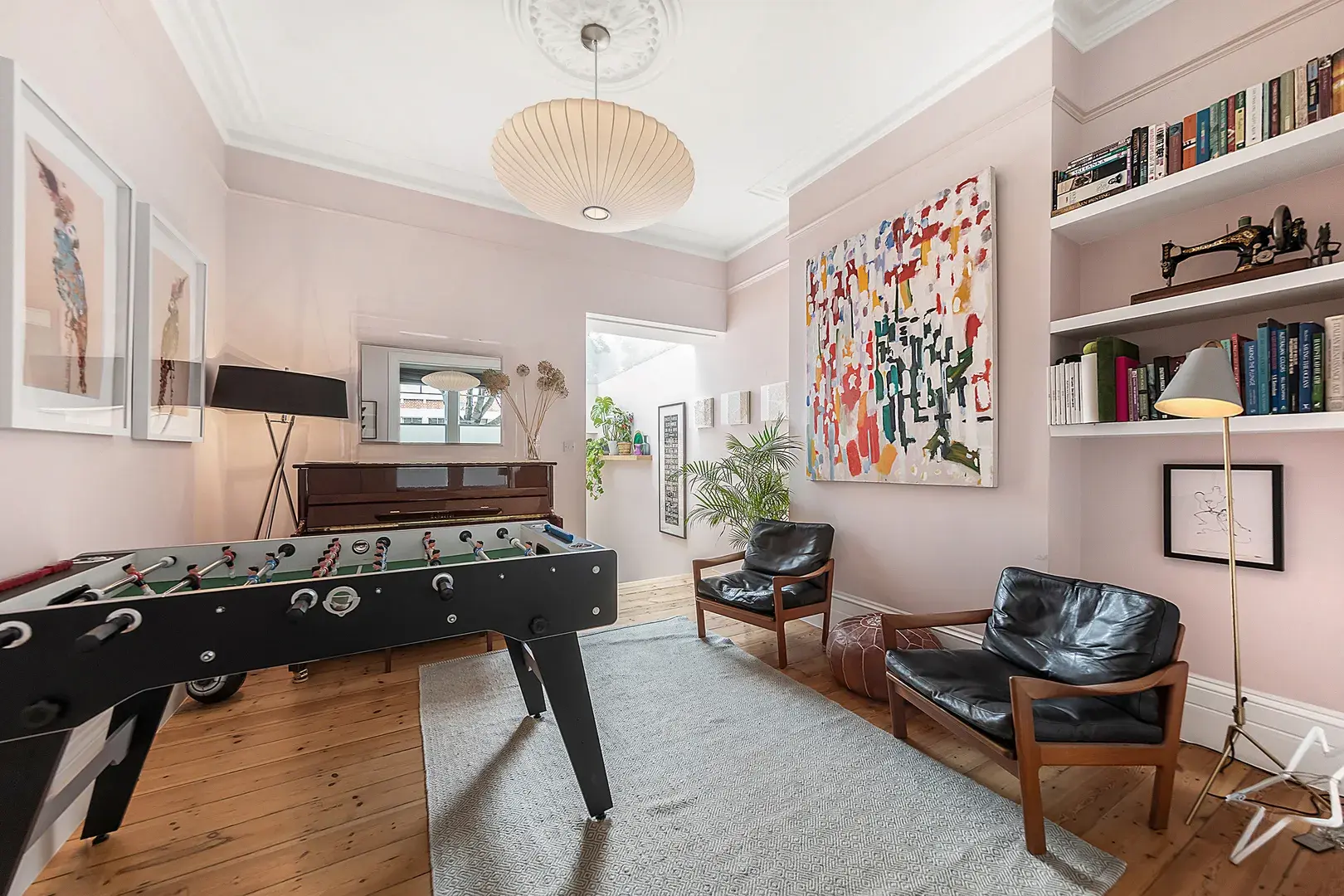 Fairbridge Road, holiday home in London