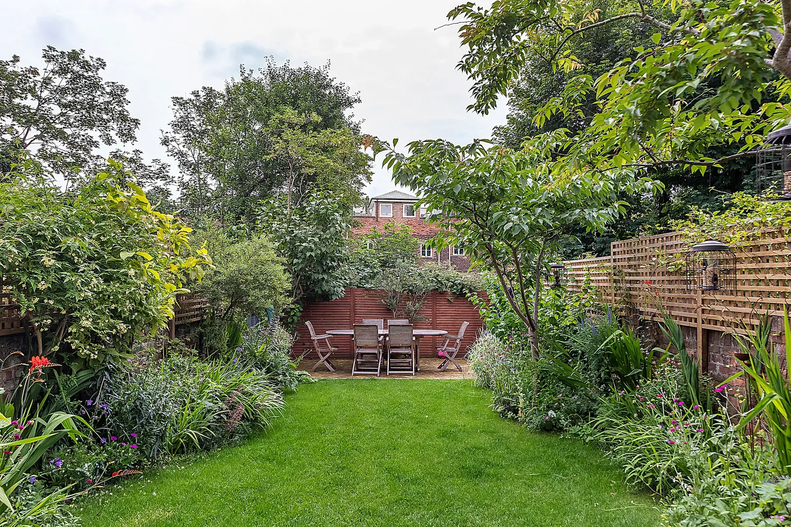 Fairbridge Road, holiday home in London